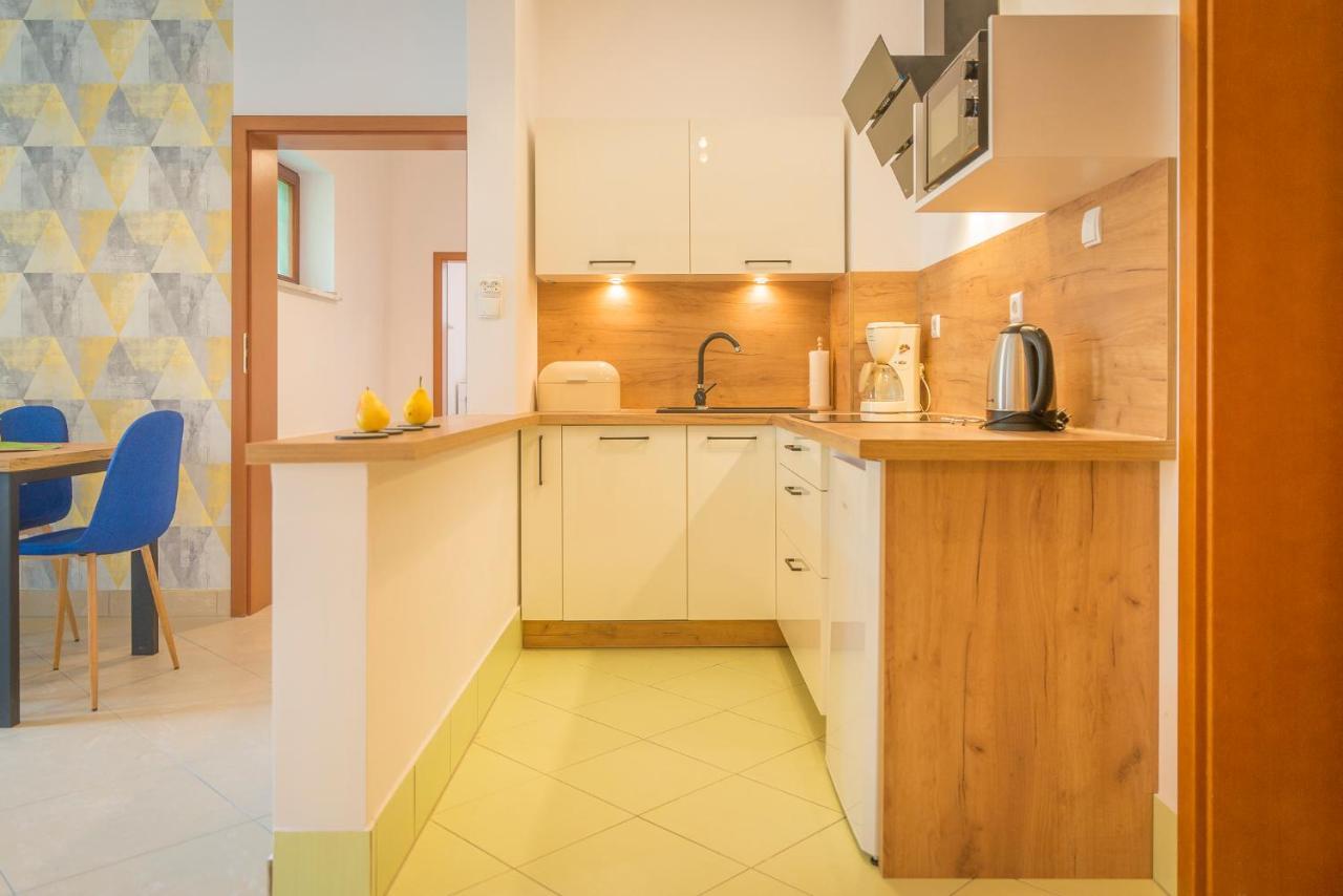 Parkowa Polana Myweek Apartment Polanica-Zdroj Ruang foto