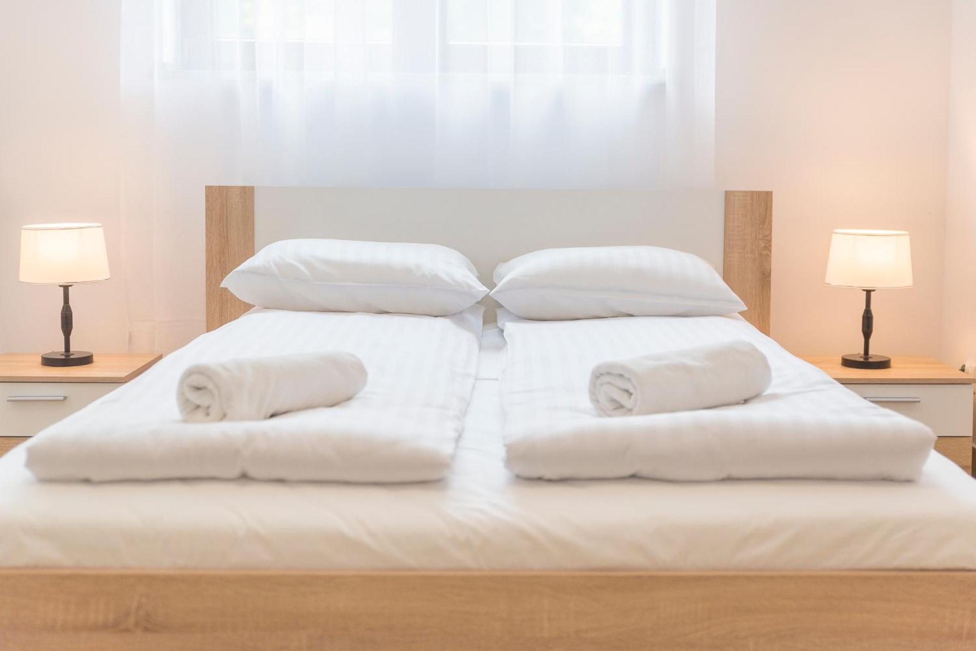 Parkowa Polana Myweek Apartment Polanica-Zdroj Ruang foto