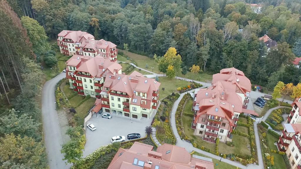Parkowa Polana Myweek Apartment Polanica-Zdroj Bagian luar foto