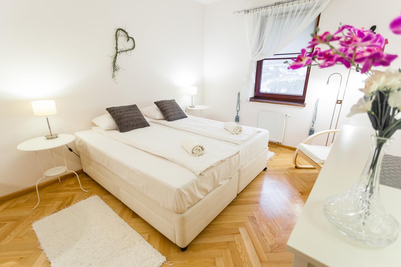 Parkowa Polana Myweek Apartment Polanica-Zdroj Bagian luar foto