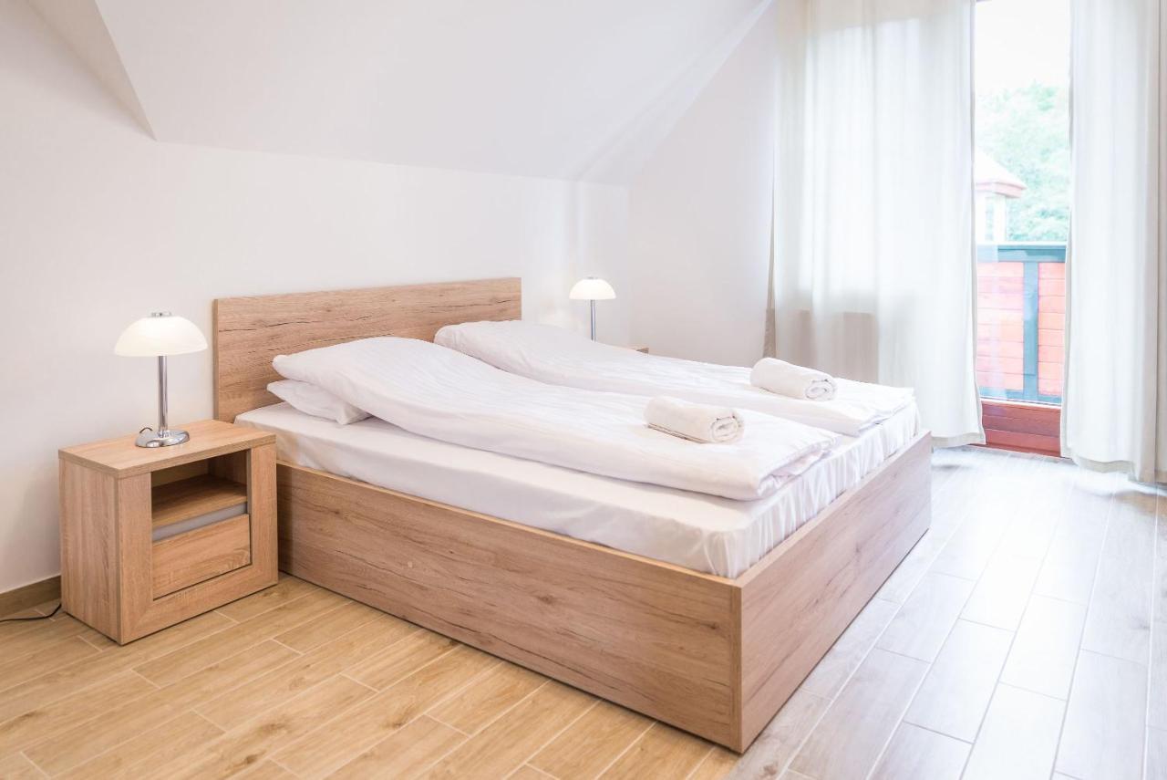 Parkowa Polana Myweek Apartment Polanica-Zdroj Bagian luar foto